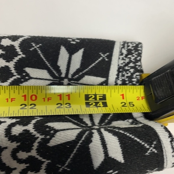 Black and Grey Warm Reindeer Leggings Size Large - Picture 8 of 10